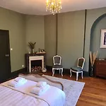 Chateau De Bruges 4*