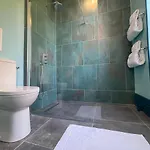 Chateau De Bruges Bed & Breakfast