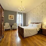 Château De Bruges Bed & Breakfast 4*