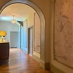Bed & Breakfast Chateau De Bruges 4*