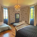 Bed & Breakfast Chateau De Bruges Lapeyrouse