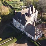 Chateau De Bruges Bed & Breakfast
