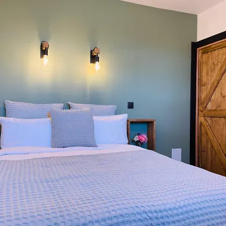 Oda ve Kahvaltı Chateau De Bruges 4*