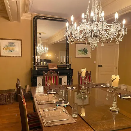 Chateau De Bruges Lapeyrouse