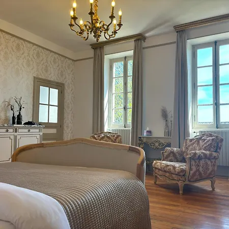 ベッド・アンド・ブレックファスト Chateau De Bruges Lapeyrouse