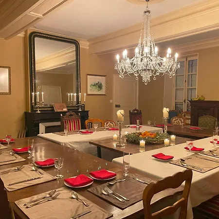 Chateau De Bruges 4* Lapeyrouse