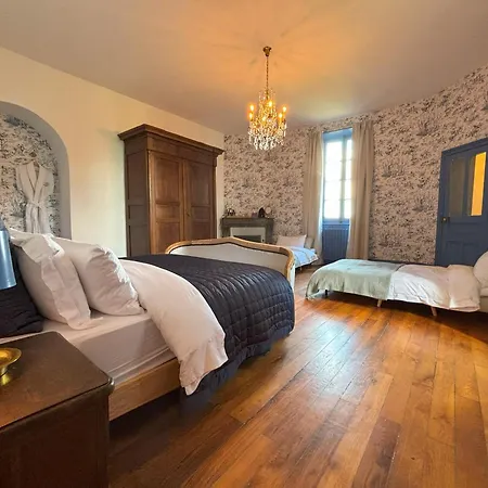 Chateau De Bruges Hotel 4*
