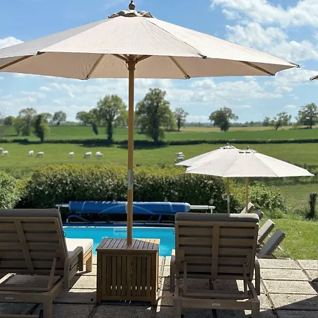 Chateau De Bruges 4*