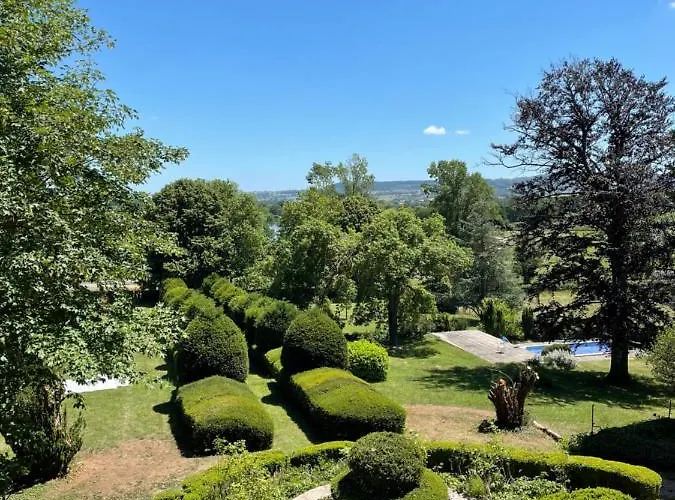 Bed & Breakfast Chateau De Bruges 4*