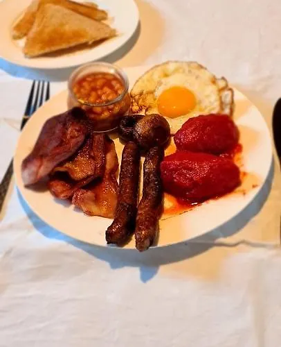 Chateau De Bruges Bed & Breakfast Lapeyrouse