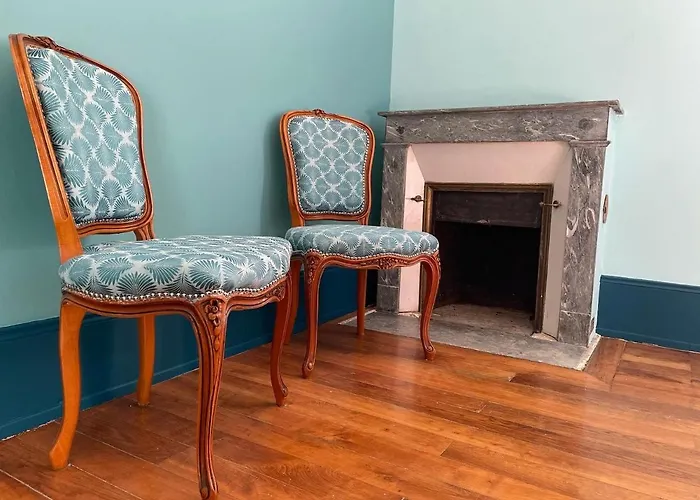 Chateau De Bruges Lapeyrouse