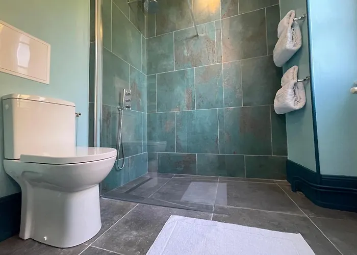 Chateau De Bruges Bed & Breakfast