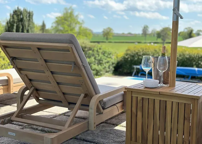 Chateau De Bruges 4* Lapeyrouse